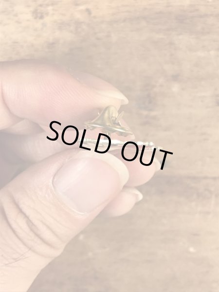 スーパーマリオのチェッカーズフラッグのヴィンテージピンズ