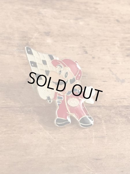 スーパーマリオブラザーズのエナメル加工のビンテージピンバッジ