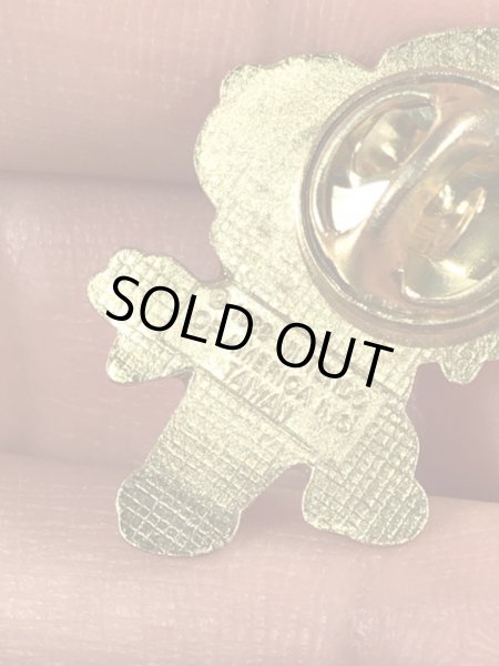 スーパーマリオのチェッカーズフラッグのヴィンテージピンズ