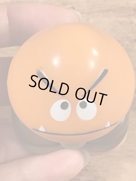 スーパーマリオブラザーズのクリボーのビンテージミールトイ