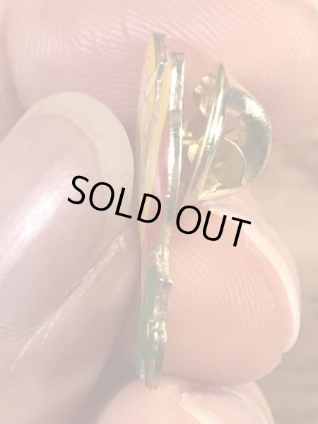 スーパーマリオのパックンフラワーのビンテージピンズ