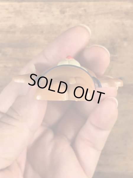 アドバタイジングキャラクターのスニッカーズベアのヴィンテージマグネット