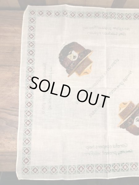 企業キャラクターのスモーキーザベアのヴィンテージバンダナ