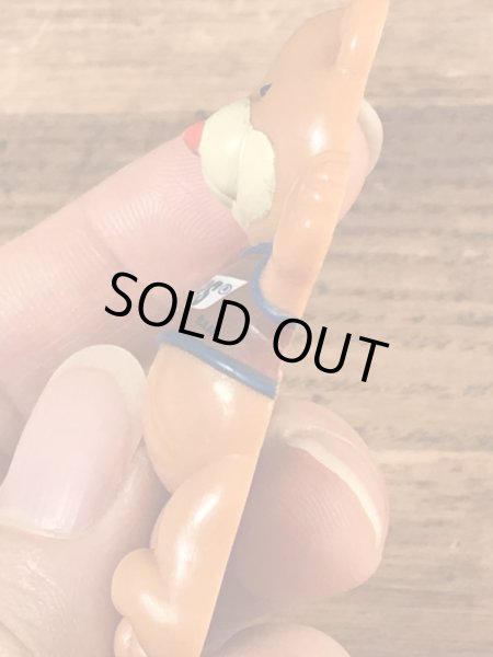 企業キャラクターのスニッカーズベアのビンテージマグネット