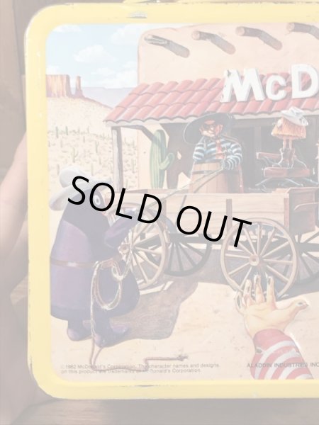 マクドナルドのブリキ製のビンテージランチボックス