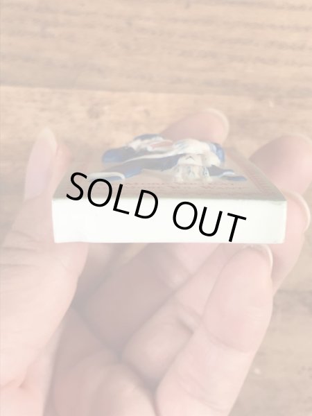 アドバタイジングキャラクターのクラッカージャックのヴィンテージマグネット