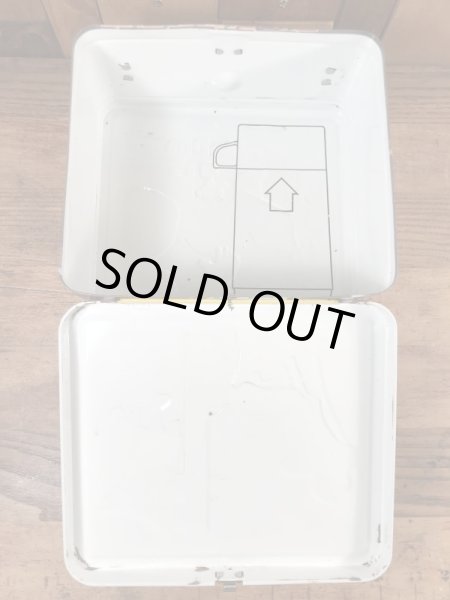 マクドナルドのブリキ製のビンテージランチボックス