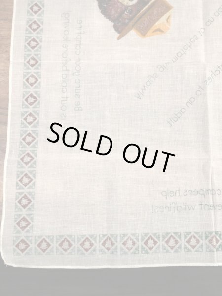 企業キャラクターのスモーキーザベアのヴィンテージバンダナ