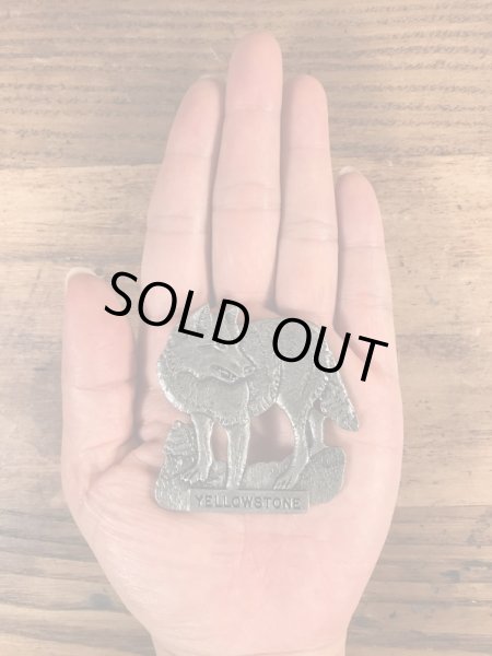 イエローストーンのオオカミのビンテージマグネット