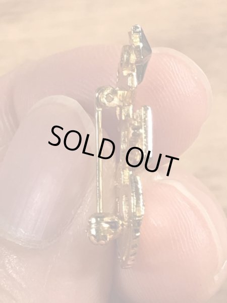 ミリタリーのUSネイビーのビンテージピンバッジ