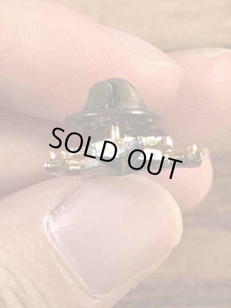 ミリタリー物のUSNのヴィンテージピンズ