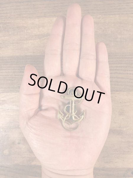 USNのアンカーのヴィンテージピンバッチ