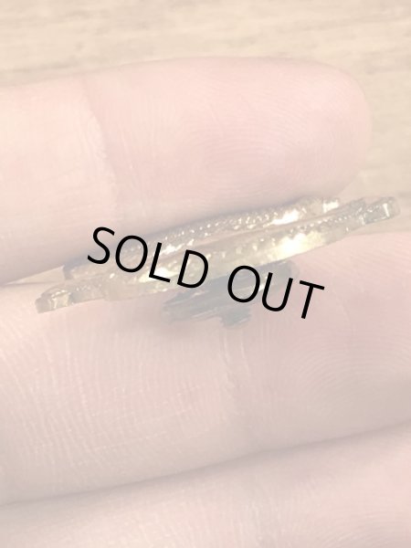 USネイビーのアンカーのビンテージピンバッジ