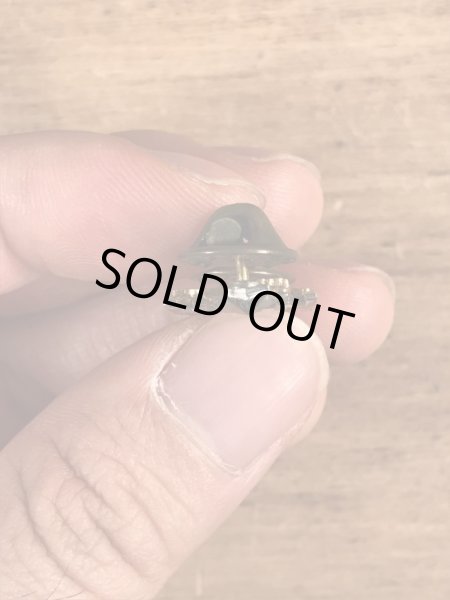 ミリタリー物のUSネイビーのヴィンテージピンズ