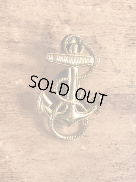 USネイビーのアンカーのビンテージピンバッジ