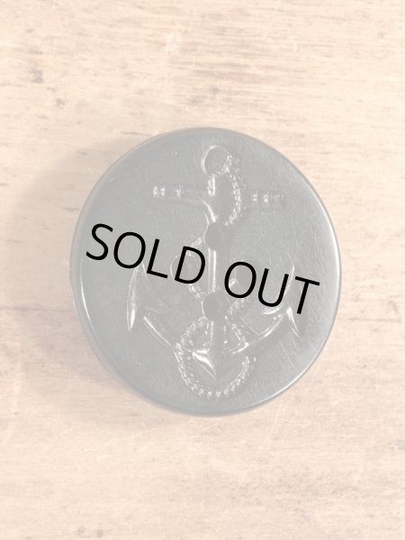 USネイビーのPコートのビンテージボタン