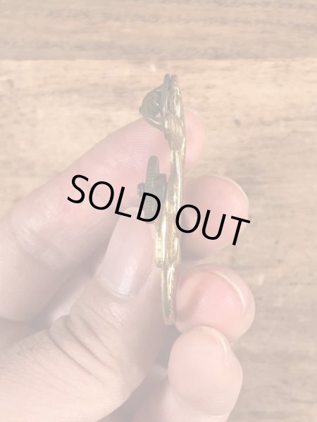 USネイビーのアンカーのビンテージピンバッジ