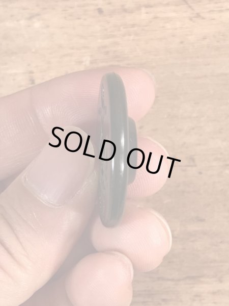 USネイビーのPコートのビンテージボタン