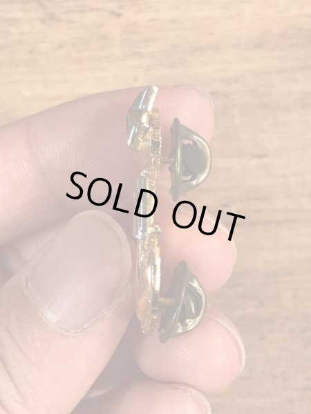 ミリタリー物のUSネイビーのビンテージピンバッチ