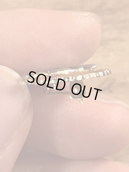 ミリタリーのUSネイビーのビンテージピンバッジ