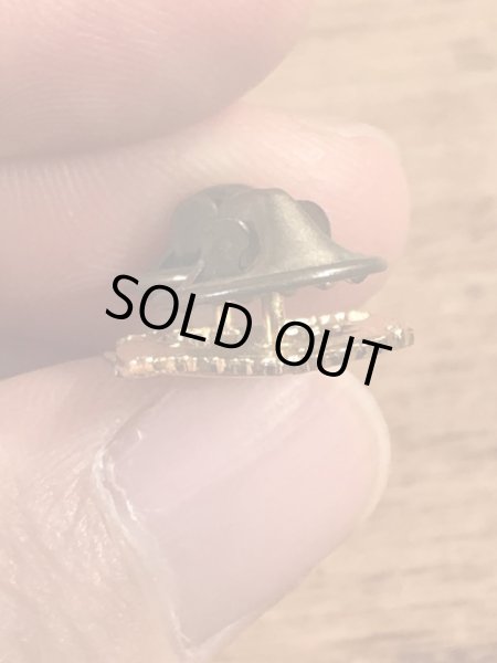 ミリタリー物のUSNのビンテージピンバッジ