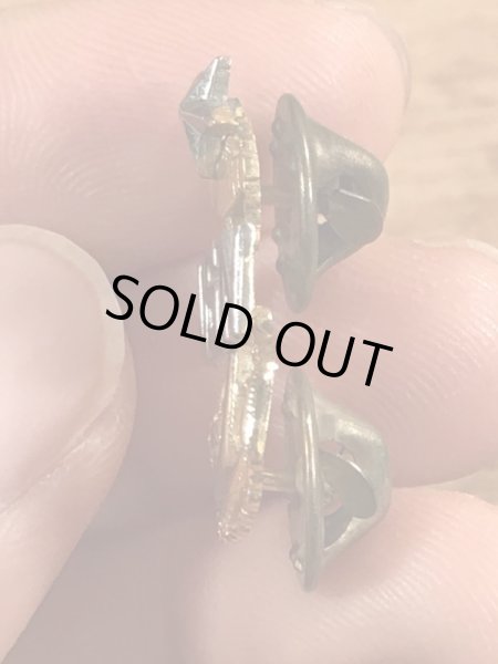 ミリタリー物のUSネイビーのヴィンテージピンズ