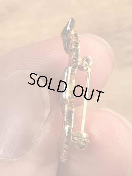 ミリタリーのUSNのヴィンテージピンバッチ