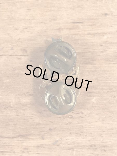 ミリタリー物のUSネイビーのヴィンテージピンズ