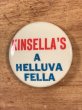 Kinsella's A Helluva Fellaのメッセージが書かれたヴィンテージ缶バッチ