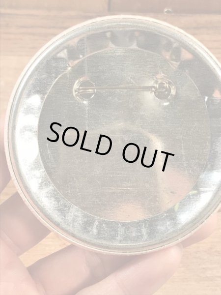 I Was Born To Raise Hellのメッセージが書かれたビンテージ缶バッジ