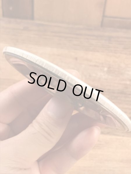 I Was Born To Raise Hellのメッセージが書かれたビンテージ缶バッジ