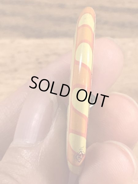 アメリカのラジオ番組Think Summer WKNRのヴィンテージ缶バッチ