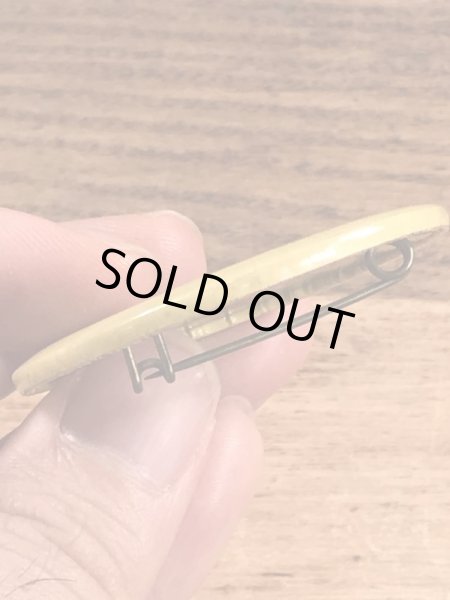 Make Love Not Warのメッセージが書かれたビンテージ缶バッジ