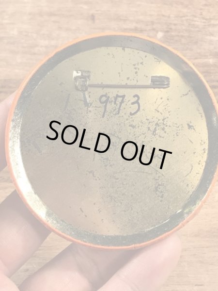 企業物の広告のヴィンテージ缶バッチ