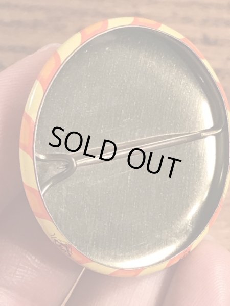 アメリカのラジオ局WKNRのビンテージ缶バッジ