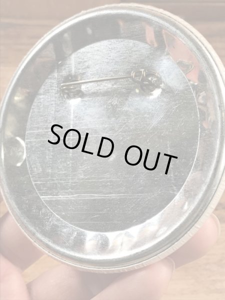 I Was Born To Raise Hellのメッセージが書かれたヴィンテージ缶バッチ