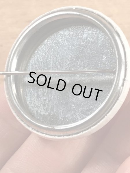 Ⅺ-XV Ⅻの文字が書かれたビンテージ缶バッジ