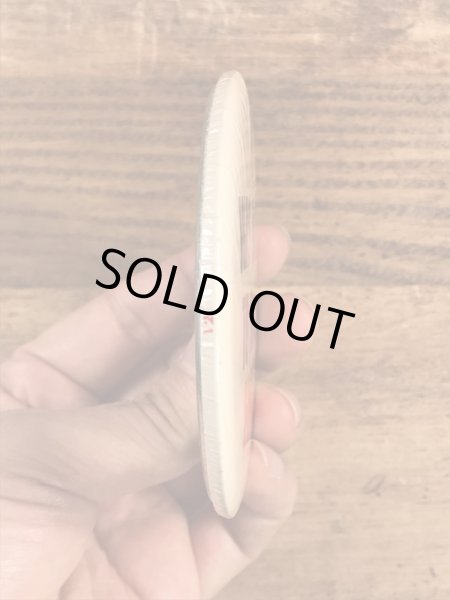 I Was Born To Raise Hellのメッセージが書かれたヴィンテージ缶バッチ