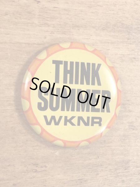 アメリカのラジオ局WKNRのビンテージ缶バッジ