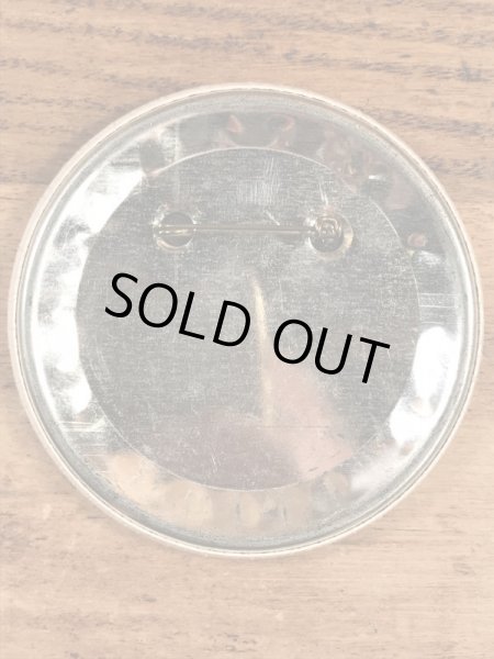 I Was Born To Raise Hellのメッセージが書かれたビンテージ缶バッジ