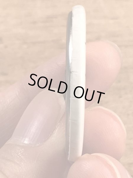 Ⅺ-XV Ⅻのローマ数字が書かれたヴィンテージ缶バッチ