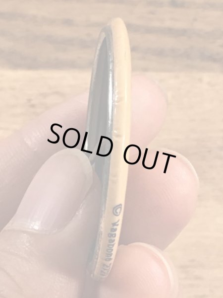 Will I Do In A Clinch?のメッセージが書かれたヴィンテージ缶バッチ