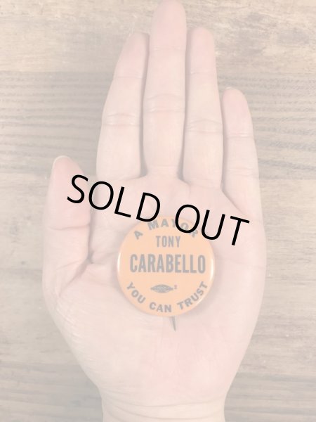 トニーカラベッロ市長のビンテージ缶バッジ