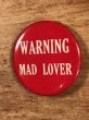 Warning Mad Loverのメッセージが書かれたヴィンテージ缶バッチ