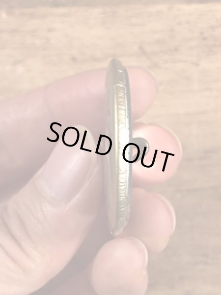 ロングビーチ海軍造船所の25周年記念のビンテージ缶バッジ