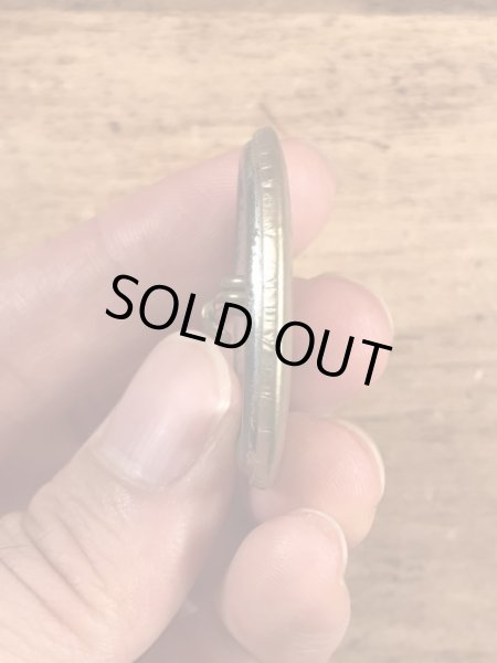 ロングビーチ海軍造船所の25周年記念のビンテージ缶バッジ