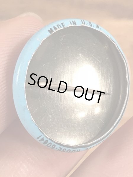 Creative House社製のスマイルフェイスのヴィンテージ缶バッチ