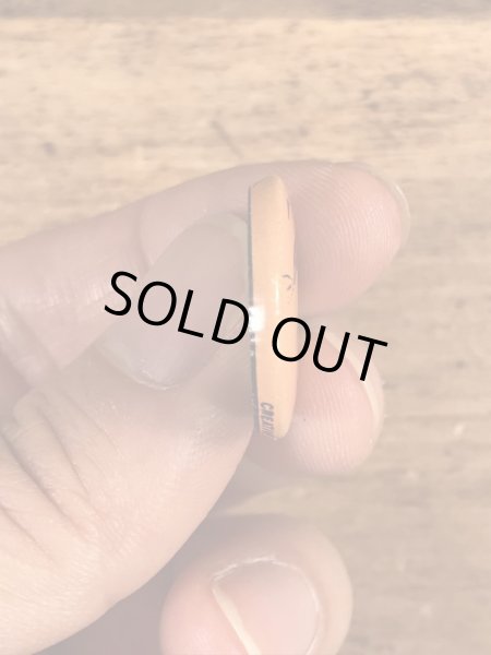 Creative House社製のスマイルのビンテージ缶バッジ