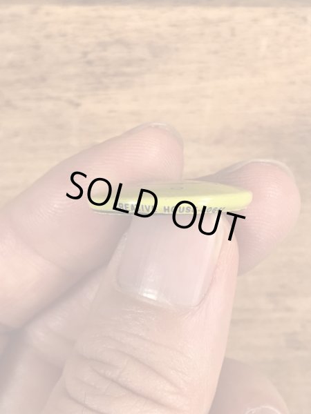 Creative House社製のスマイルフェイスのヴィンテージ缶バッチ