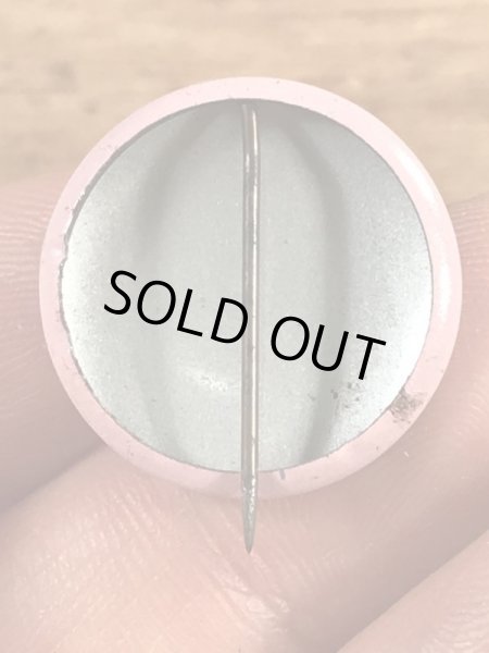 Creative House社製のスマイルフェイスのヴィンテージ缶バッチ